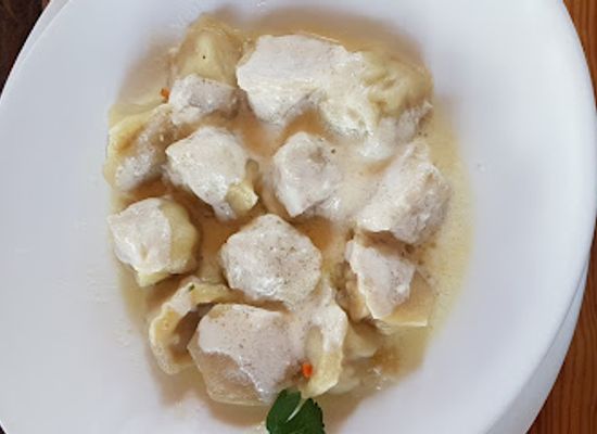lithuania/samogitia/restaurant/gruzinska-knajpa-z-nazwy