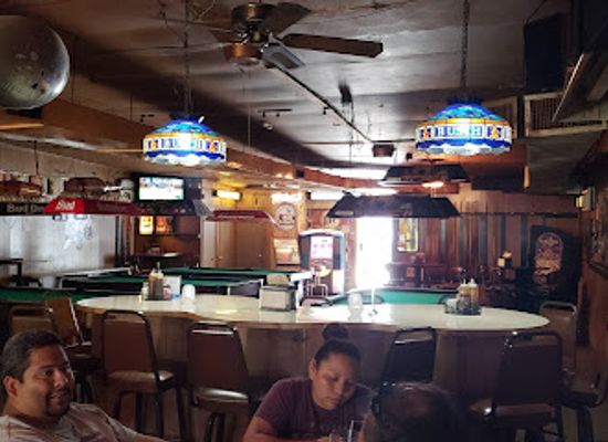 missouri/bootheel/restaurant/strawberry-s-bbq