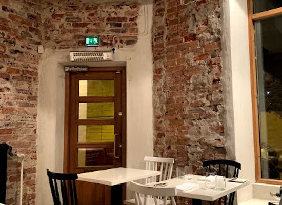 finland/helsinki/restaurant/spis
