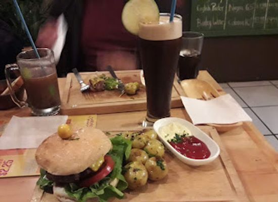 ecuador/otavalo/restaurant/the-jam