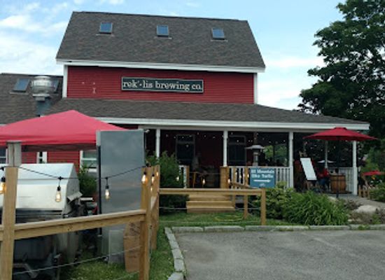 new-hampshire/coos-county/restaurant/rek-lis-brewing-company