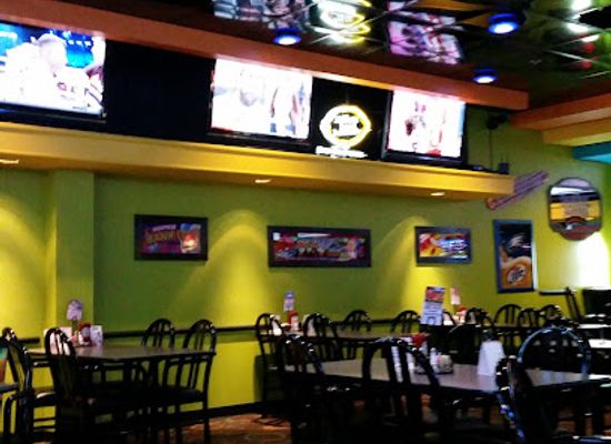 pennsylvania/south-central-pennsylvania/restaurant/hoopla-s-family-fun-longshots-grill