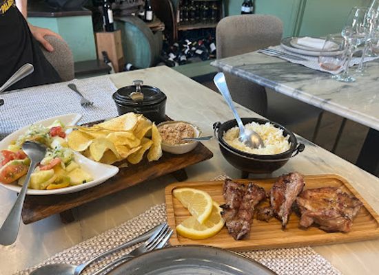 cabo-verde/santa-luzia/restaurant/bistro-noventa-90