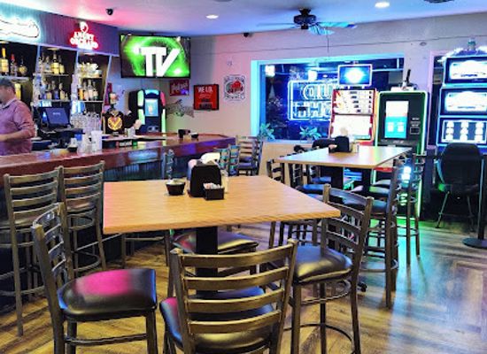 illinois/quad-cities/restaurant/riverfront-grille