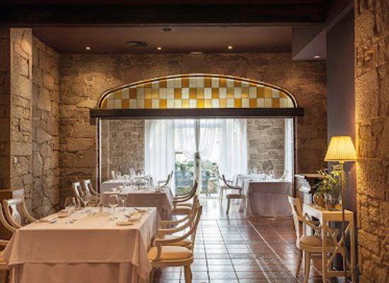 spain/galicia/restaurant/retiro-da-costina