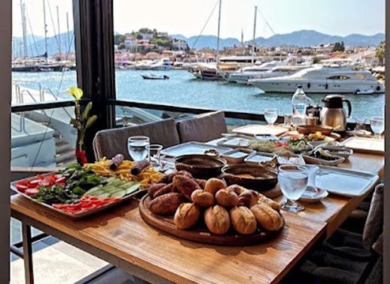 turkiye/marmaris/restaurant/queen-steakhouse-marmaris