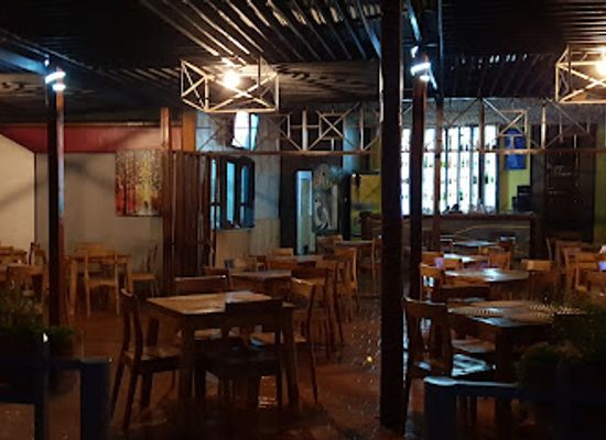 rwanda/kigali/kacyiru/restaurant/burrows-bar-restaurant