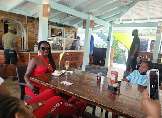 british-virgin-islands/scrub-island/restaurant/omar-s-dockside-nanny-cay
