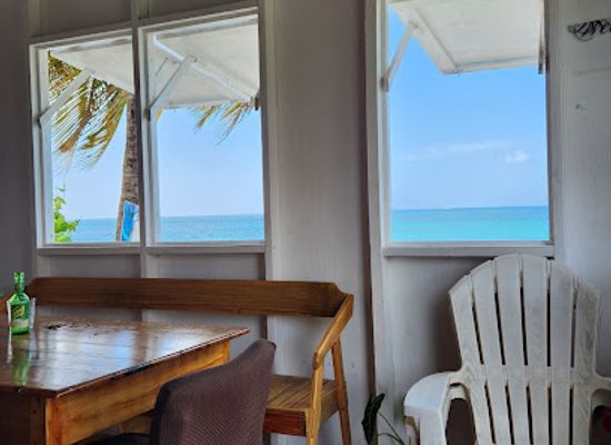 grenada/hillsborough/restaurant/excelcia-s-butterfly-bar