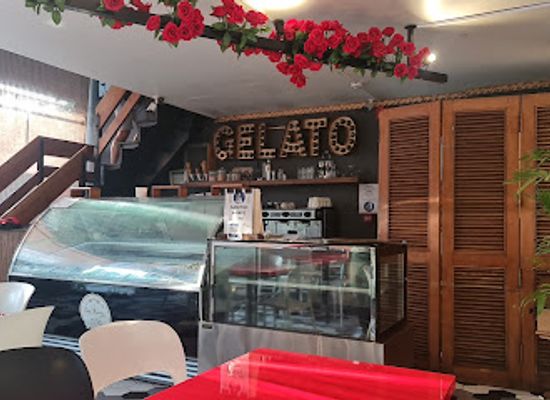 pakistan/lahore/dha-lahore/restaurant/cosa-nostra