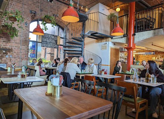 united-kingdom/liverpool/albert-dock/restaurant/rudy-s-pizza-napoletana-albert-dock