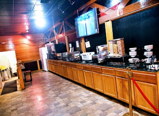 wyoming/converse-county/restaurant/chutes-restaurant-bar