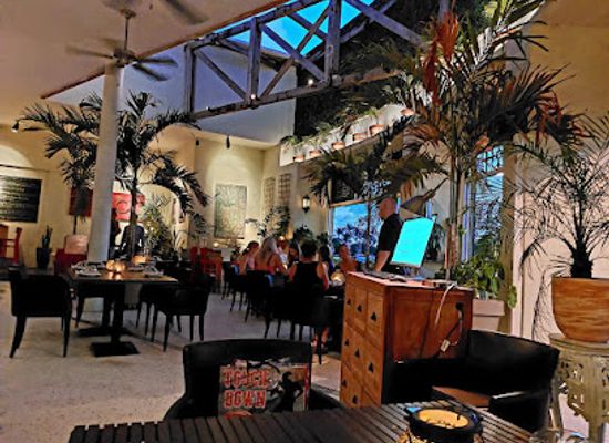 aruba/oranjestad/restaurant/olivia-mediterranean-restaurant
