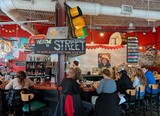 new-hampshire/seacoast/restaurant/street