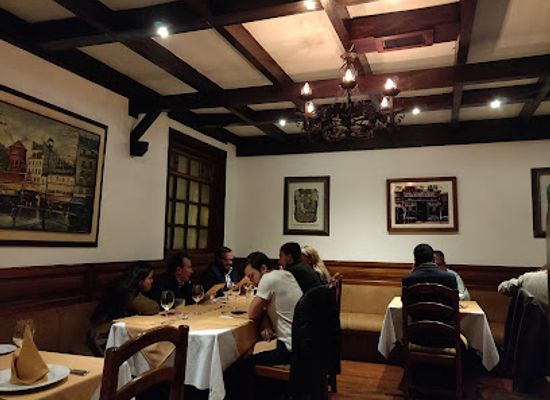 ecuador/quito/la-mariscal/restaurant/rincon-de-francia
