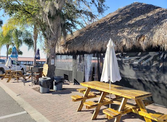 florida/juniper-springs-recreation-area/restaurant/renegades-on-the-river