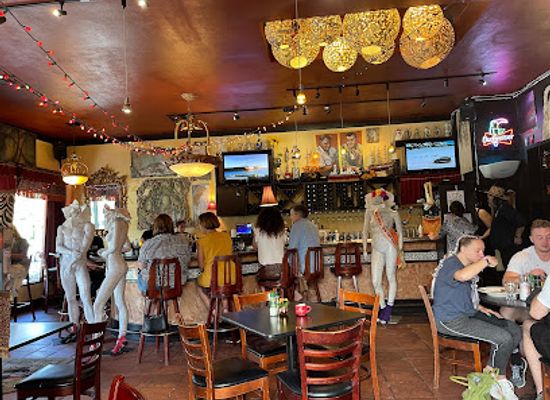 florida/greater-orlando/restaurant/maxine-s-on-shine