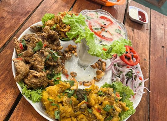 peru/tumbes/restaurant/oviedo-s-restobar