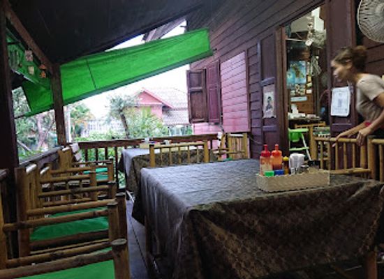 thailand/trat/restaurant/joy-s-pizza