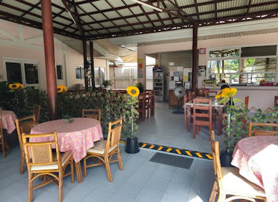 philippines/ilocos-norte/pagudpud/restaurant/tartaruga-s-hotel-and-restaurant