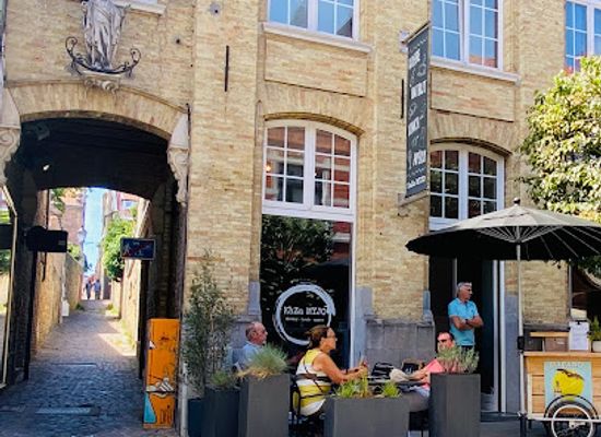 belgium/nieuwpoort/restaurant/kaza-myjo-en-kaza-myjo-s-afhaalboetiek