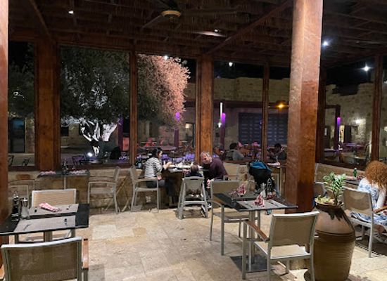 jordan/dead-sea-region/restaurant/luigi-s-restaurant