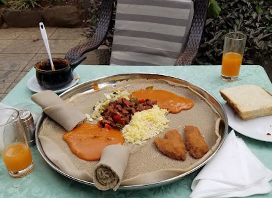 ethiopia/gondar/restaurant/lamergine