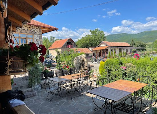 serbia/pirot/restaurant/vitina-iza