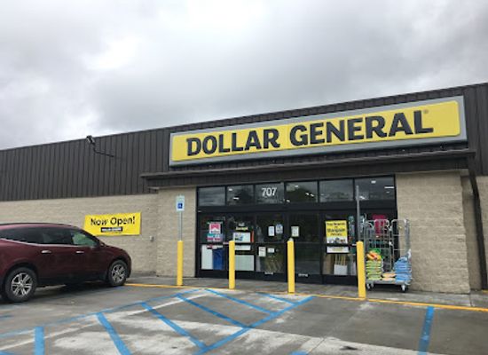 north-dakota/cavalier/restaurant/dollar-general