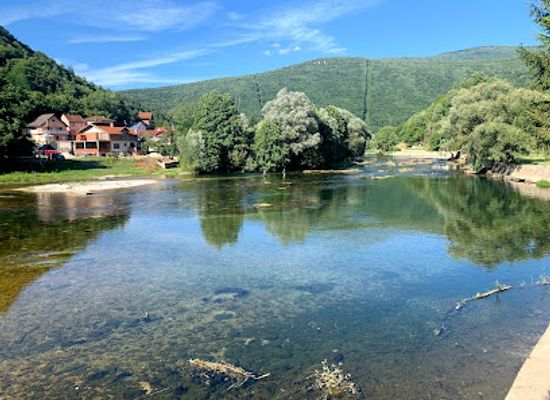 bosnia-and-herzegovina/una-national-park/restaurant/bistro-una