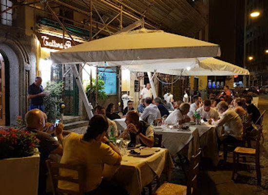 italy/naples/restaurant/la-lazzara-trattoria-e-pizzeria