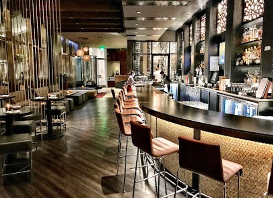 colorado/denver/downtown-denver/restaurant/guard-and-grace-denver