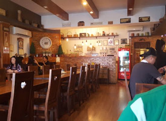 brunei/bandar-seri-begawan/gadong/restaurant/de-olde-cottage-restaurant-cafe