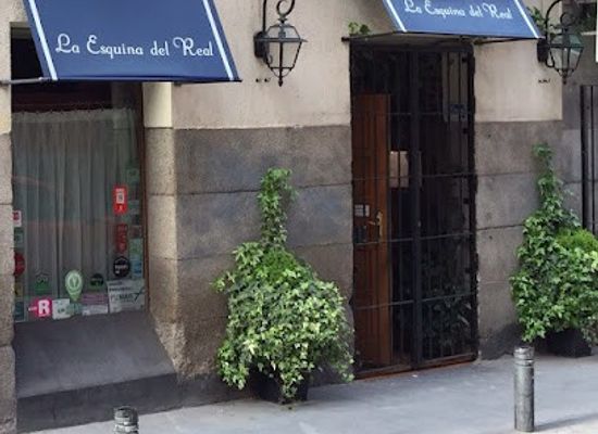 spain/madrid/sol/restaurant/la-esquina-del-real