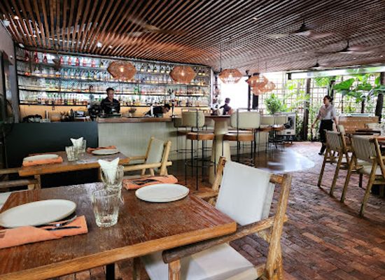 vietnam/central-highlands/restaurant/the-brix