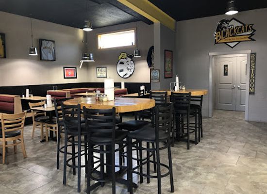 illinois/ferne-clyffe-state-park/restaurant/whiffle-boy-s-pizza-more