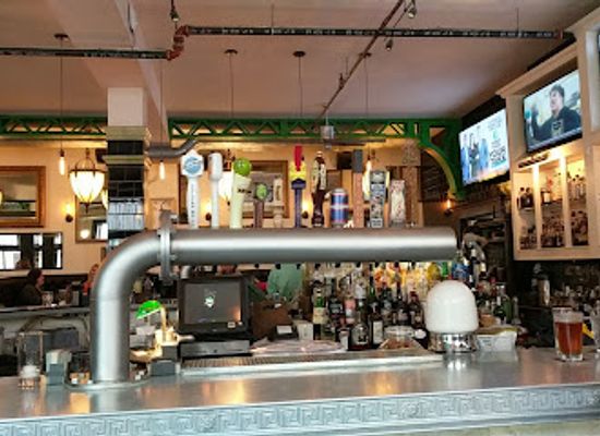 pennsylvania/happy-valley/restaurant/local-whiskey