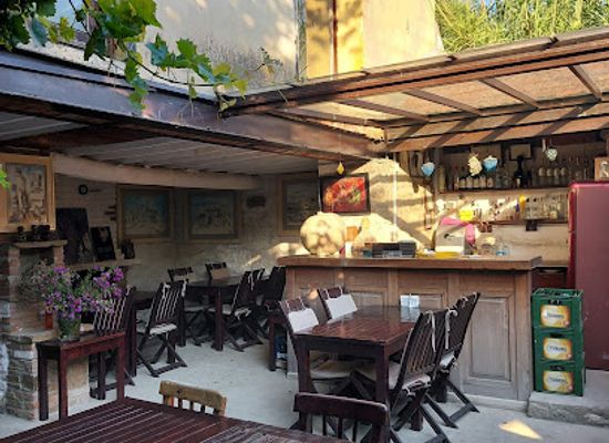 turkiye/ephesus/restaurant/amazon-bistro-cafe-bar