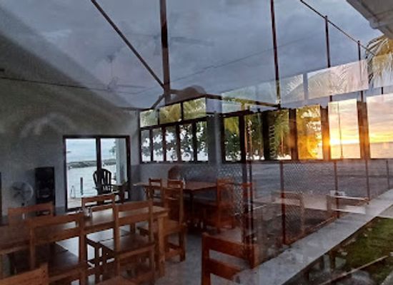palau/ngeruangel/restaurant/driftwood-cafe-bar-grill