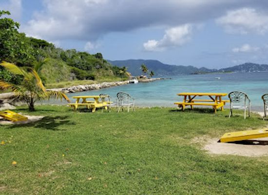 british-virgin-islands/peter-island/restaurant/b-line-beach-bar-restaurant