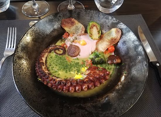 france/languedoc/restaurant/restaurant-le-very-table-a-neffies