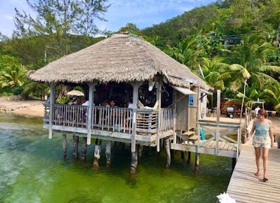 honduras/bay-islands/restaurant/la-sirena-de-camp-bay