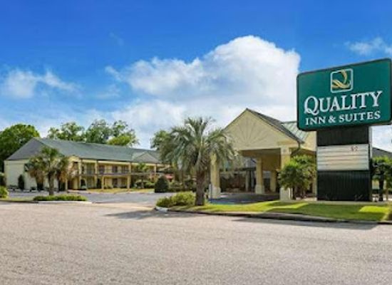 alabama/lake-eufaula/restaurant/quality-inn-suites-near-lake-eufaula