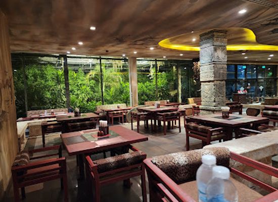 oman/muscat/qurum/restaurant/the-jungle-restaurant