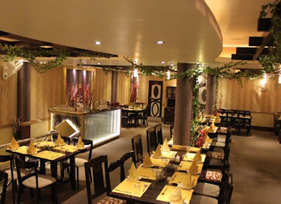 india/meghalaya/restaurant/qzine-restaurant