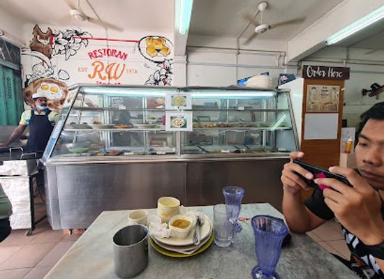 brunei/kampong-ayer/restaurant/restoran-wisma