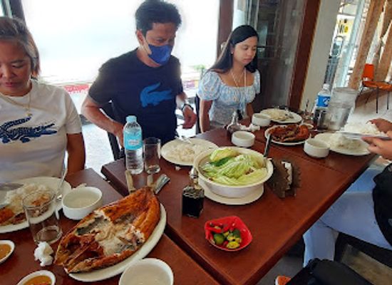 philippines/tagaytay/restaurant/lzm-restaurant-magallanes-square