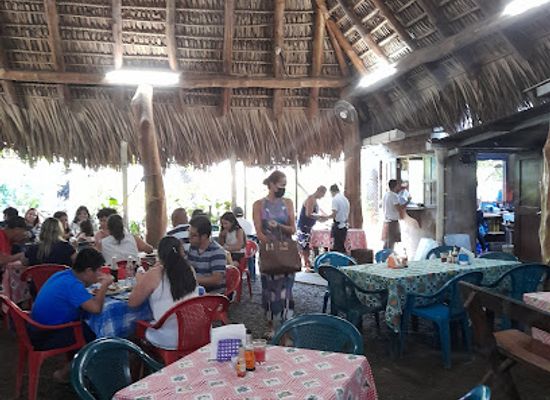 el-salvador/la-libertad/restaurant/ostrero-chepe-aleta