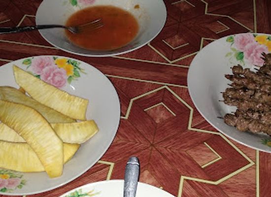 comoros/dimani/restaurant/brochette-claris