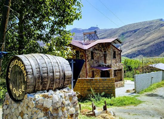 armenia/vayots-dzor-region/restaurant/matevosyans-house